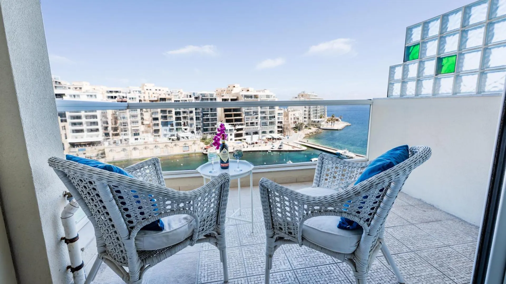 Impressive View 2Br Flat In St Julian'S Bay By Arcobnb Saint Julian's Μάλτα